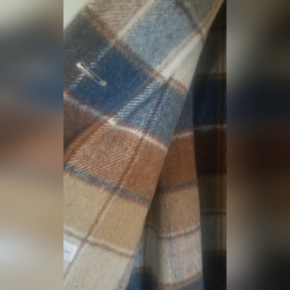 VINTAGE PENGUIN LADIES WOOL COAT EUC - Picture 4 of 12